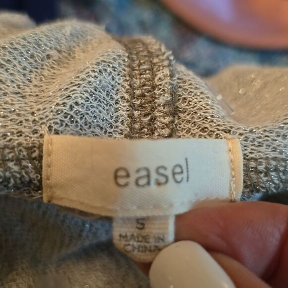 Easel Women's size‎ S Gray Shimmer Loose Fit Dolman Sleeve Hoodie - Picture 6 of 10